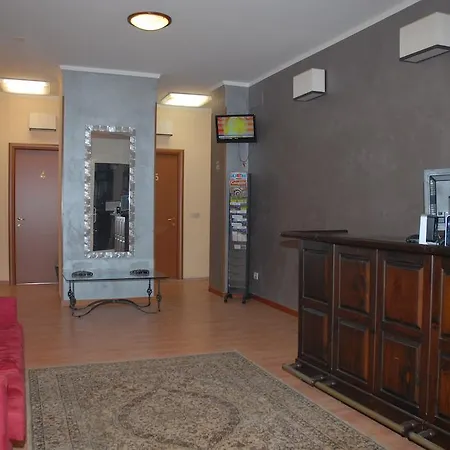 招待所 洛坎达比特莱斯旅馆 圣雷默