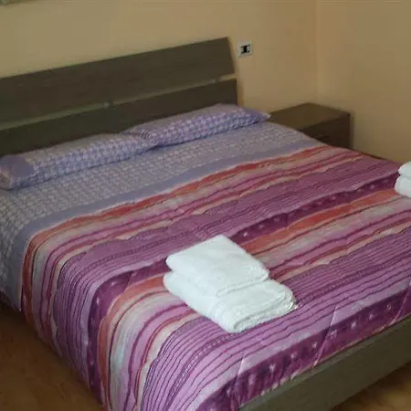 洛坎达比特莱斯旅馆 3* 圣雷默