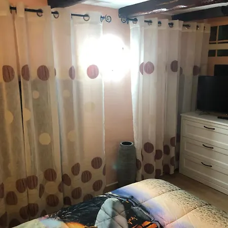 洛坎达比特莱斯旅馆 招待所 圣雷默